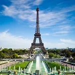 Veeve - Eiffel Abode